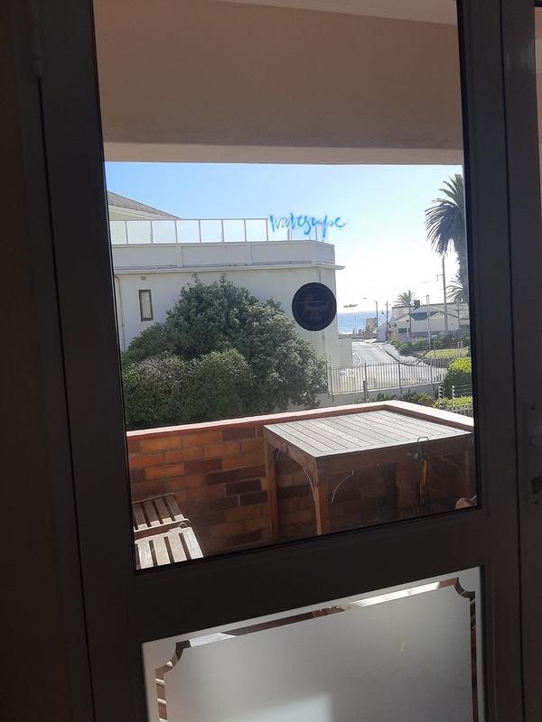 To Let 2 Bedroom Property for Rent in Fish Hoek Western Cape